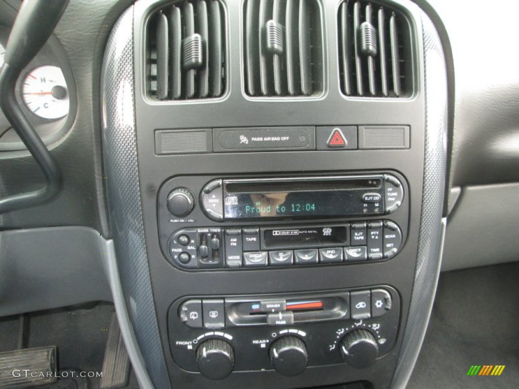 2007 Dodge Grand Caravan SXT Controls Photo #91301406