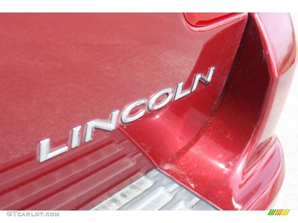 2004 Navigator Luxury - Merlot Red Metallic / Light Parchment photo #40