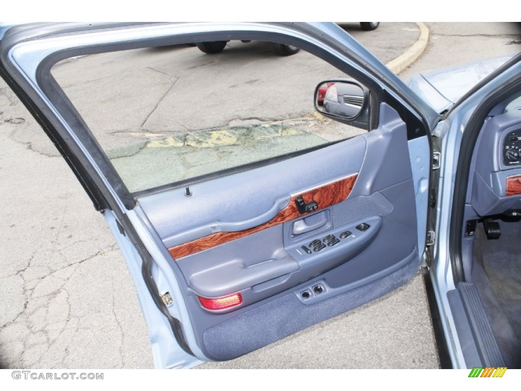 2001 Grand Marquis GS - Light Blue Metallic / Deep Slate Blue photo #15