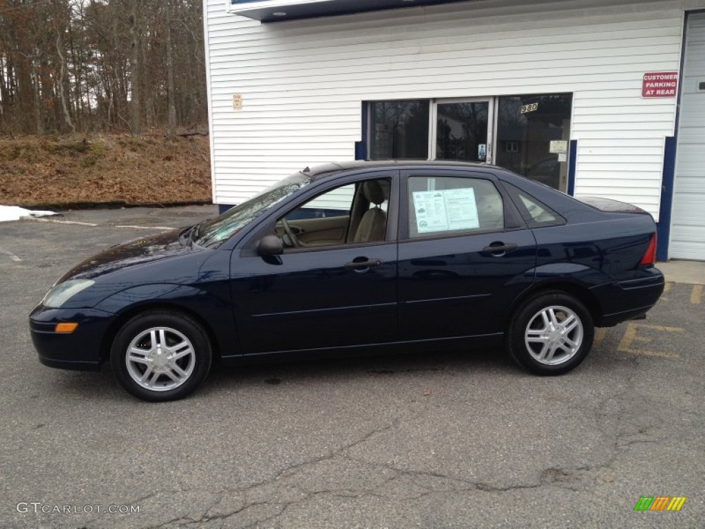 2004 Focus ZTS Sedan - Twilight Blue Metallic / Medium Parchment photo #18