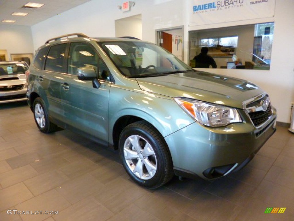 2014 Forester 2.5i Touring - Jasmin Green Metallic / Platinum photo #1