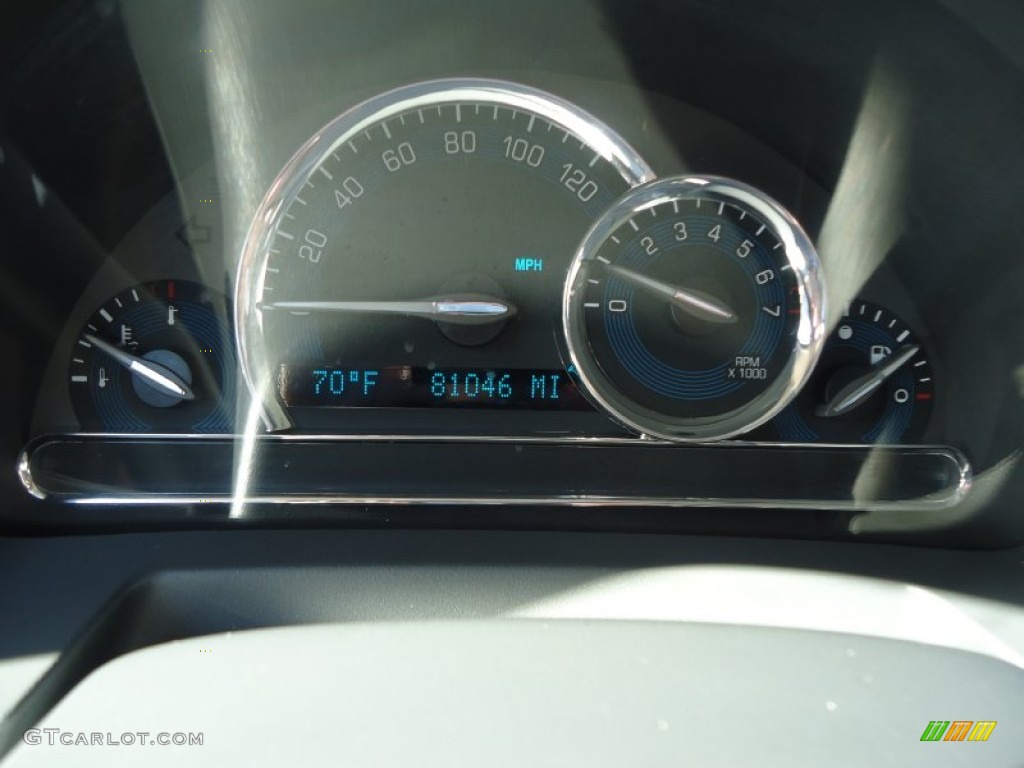 2011 HHR LS - Arctic Ice White / Gray photo #12