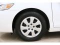 Super White - Camry LE Photo No. 16