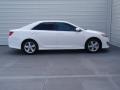 Super White - Camry SE Photo No. 3