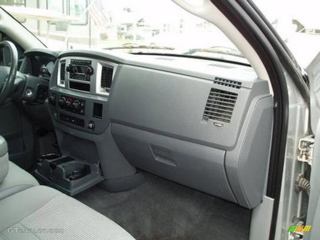 2008 Ram 3500 SLT Quad Cab 4x4 Dually - Bright Silver Metallic / Medium Slate Gray photo #6