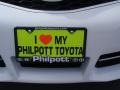 Super White - Camry SE Photo No. 11
