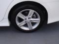 Super White - Camry SE Photo No. 14