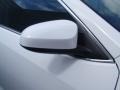 Super White - Camry SE Photo No. 17