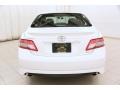 Super White - Camry SE Photo No. 17