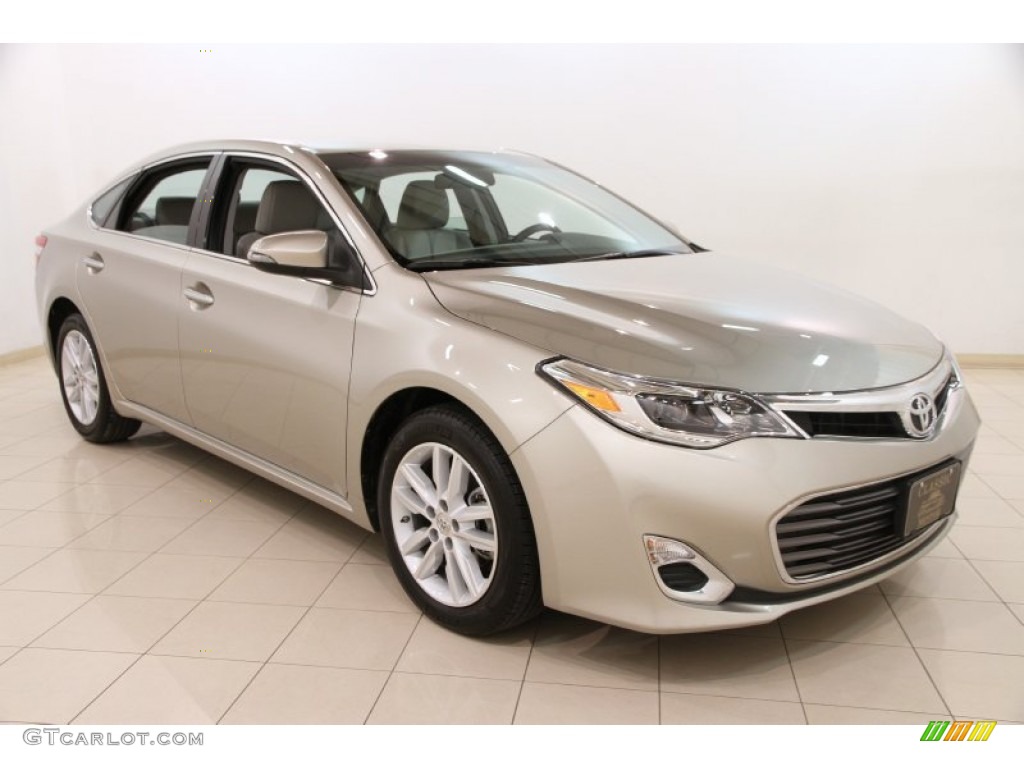 2013 Avalon XLE - Champagne Mica / Light Gray photo #1