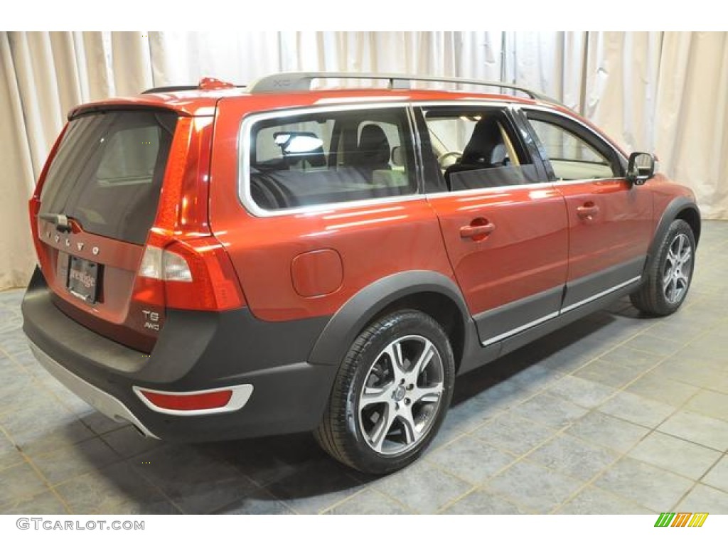 2012 XC70 T6 AWD - Flamenco Red Metallic / Off Black photo #17