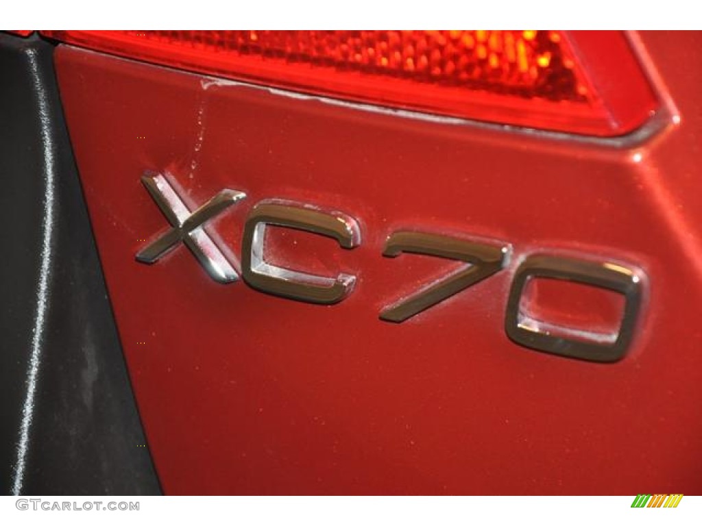 2012 XC70 T6 AWD - Flamenco Red Metallic / Off Black photo #21