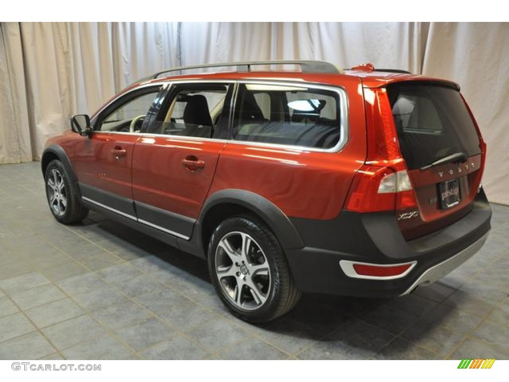 2012 XC70 T6 AWD - Flamenco Red Metallic / Off Black photo #26