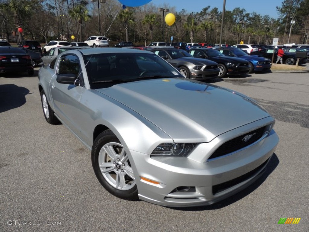 2013 Mustang V6 Coupe - Ingot Silver Metallic / Charcoal Black photo #25