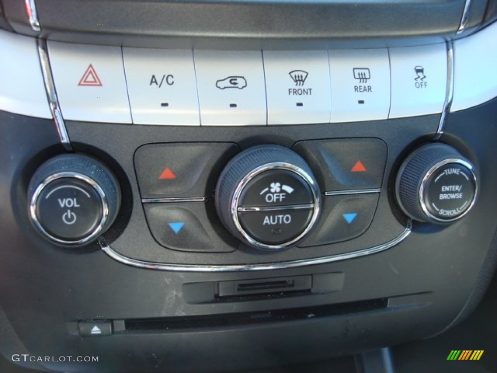 2012 Dodge Journey R/T Controls Photo #91332358