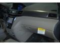 2014 White Diamond Pearl Honda Odyssey Touring Elite  photo #30