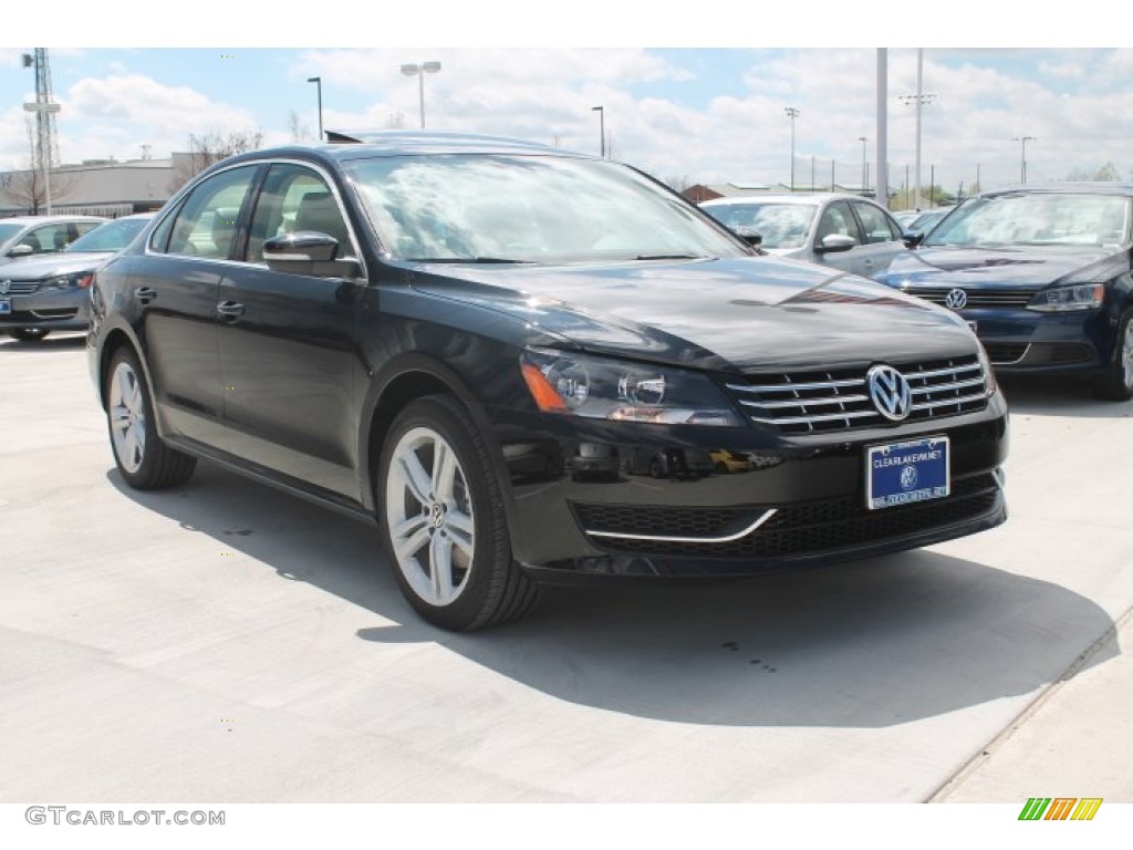 2014 Passat TDI SE - Black / Cornsilk Beige photo #1