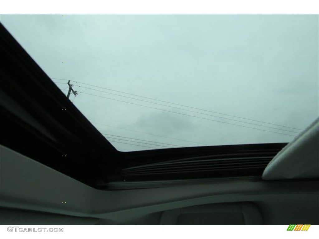 2011 Sienna XLE - Silver Sky Metallic / Light Gray photo #19