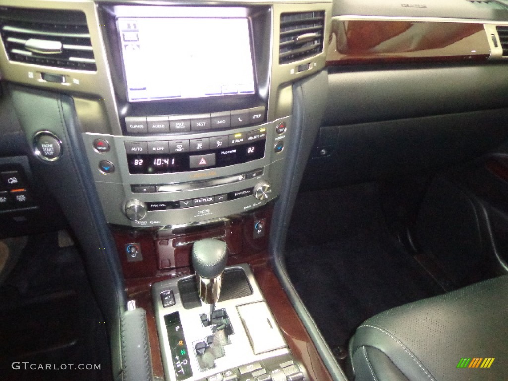 2013 LX 570 - Starfire White Pearl / Black/Mahogany Accents photo #28