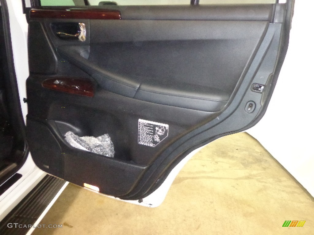 2013 LX 570 - Starfire White Pearl / Black/Mahogany Accents photo #31