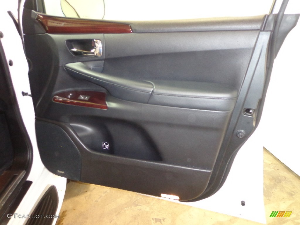 2013 LX 570 - Starfire White Pearl / Black/Mahogany Accents photo #36