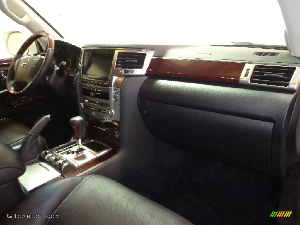 2013 LX 570 - Starfire White Pearl / Black/Mahogany Accents photo #37