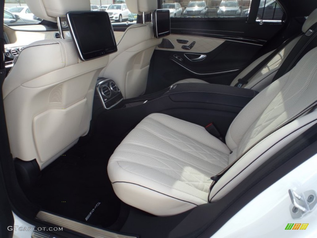 2014 Mercedes-Benz S 63 AMG 4MATIC Sedan Rear Seat Photos
