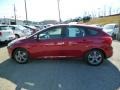 Ruby Red - Focus SE Hatchback Photo No. 4