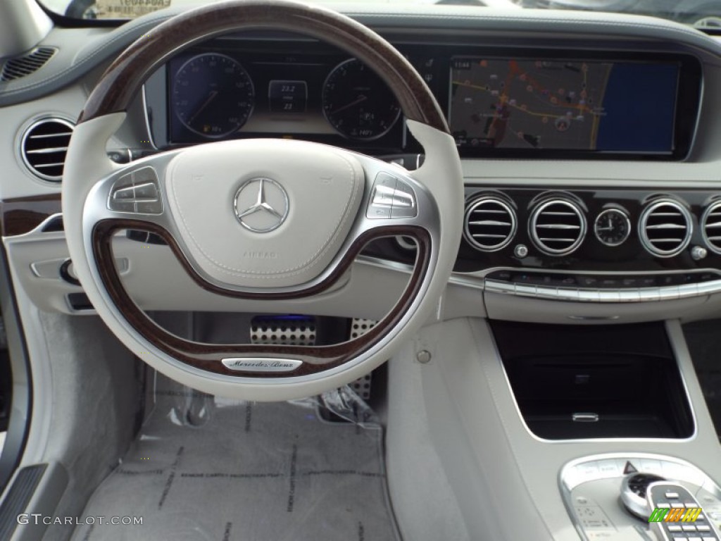 2014 Mercedes-Benz S 550 Sedan Crystal Grey/Seashell Grey Dashboard Photo #91342412