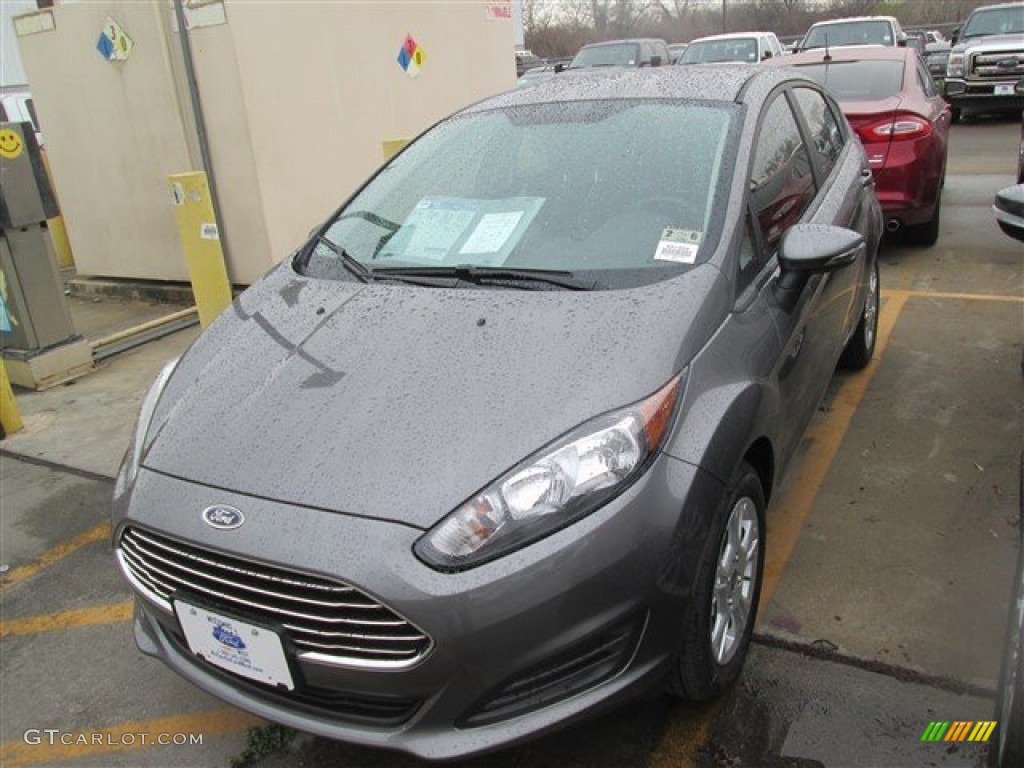 2014 Fiesta SE Hatchback - Storm Gray / Charcoal Black photo #1