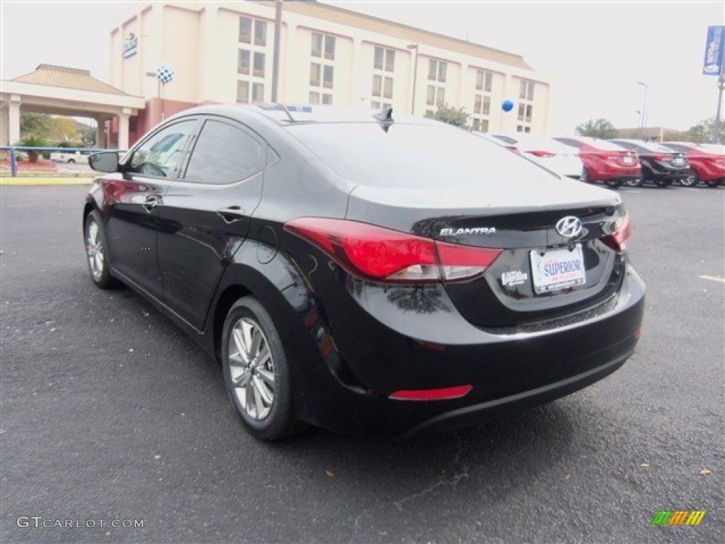 2014 Elantra SE Sedan - Black / Beige photo #4