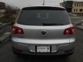 Reflex Silver Metallic - Tiguan SE Photo No. 5