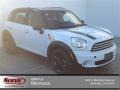 Light White - Cooper Countryman Photo No. 1