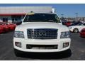 Tuscan White Pearl - QX 56 Photo No. 7
