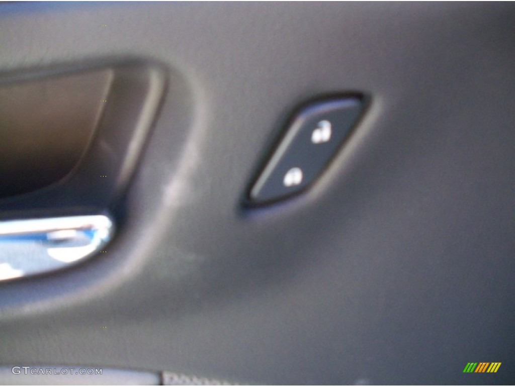 2014 Impala LT - Silver Topaz Metallic / Jet Black/Dark Titanium photo #27