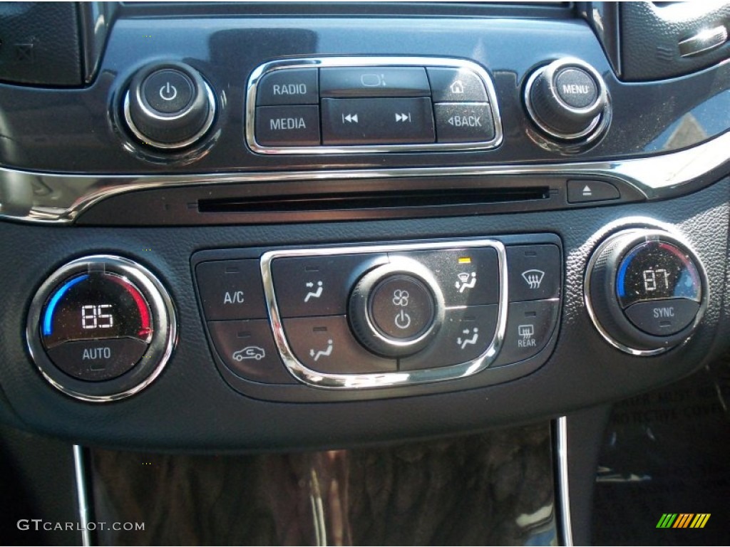 2014 Impala LT - Silver Topaz Metallic / Jet Black/Dark Titanium photo #40