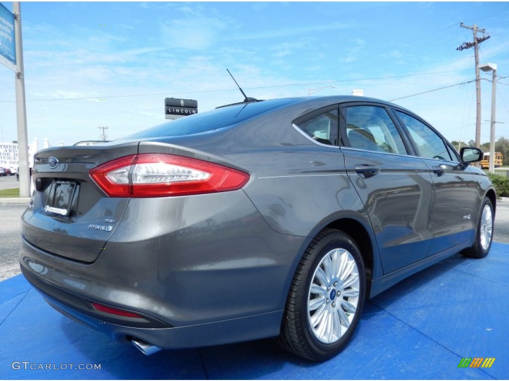 2014 Fusion Hybrid SE - Sterling Gray / Charcoal Black photo #3