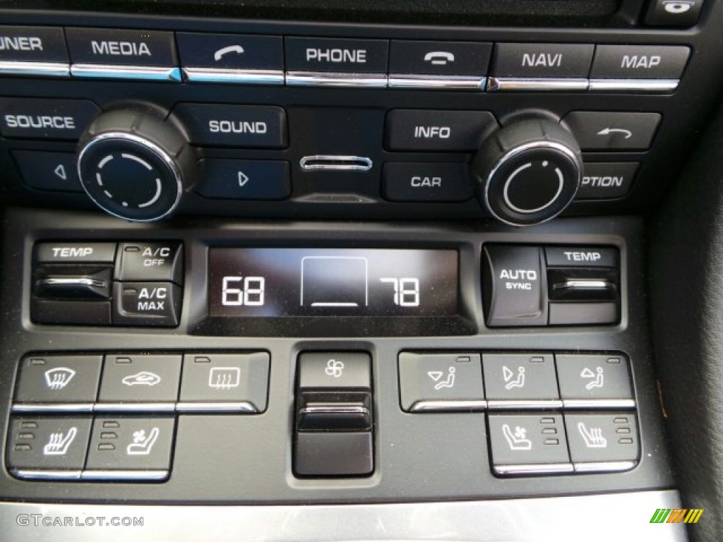 2014 Porsche Boxster S Controls Photo #91373514