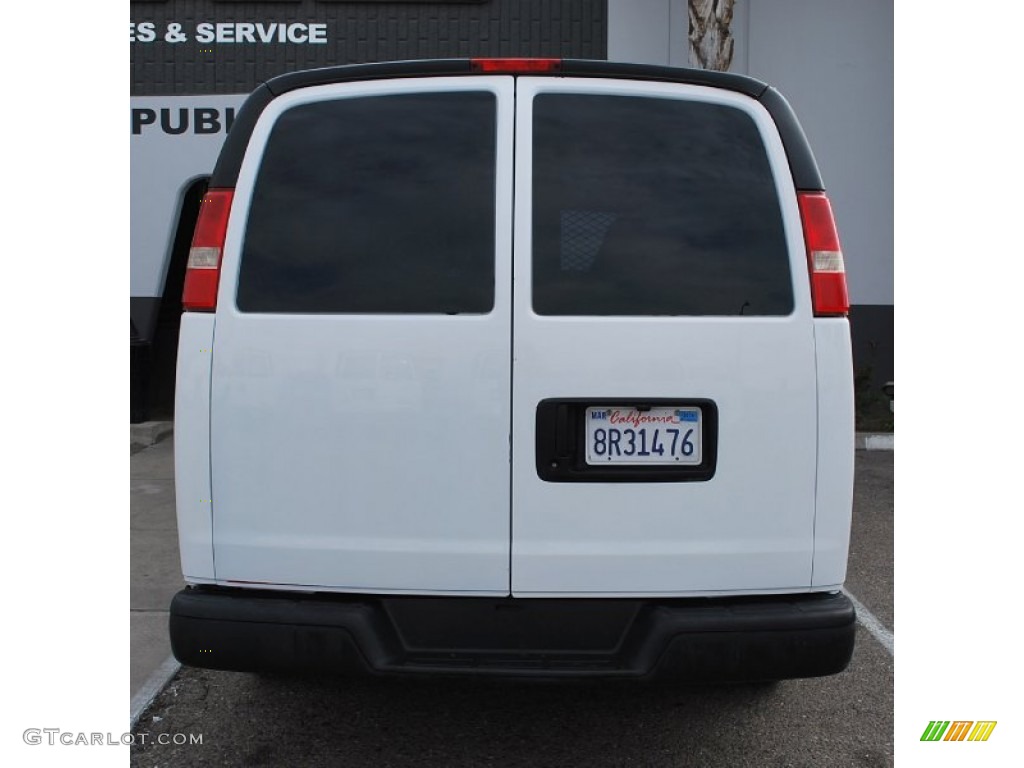 2008 Express 1500 Cargo Van - Summit White / Medium Pewter photo #8