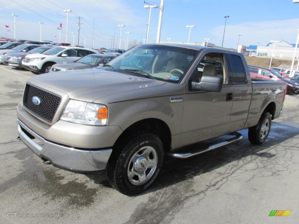 2006 F150 XLT SuperCab 4x4 - Arizona Beige Metallic / Tan photo #5