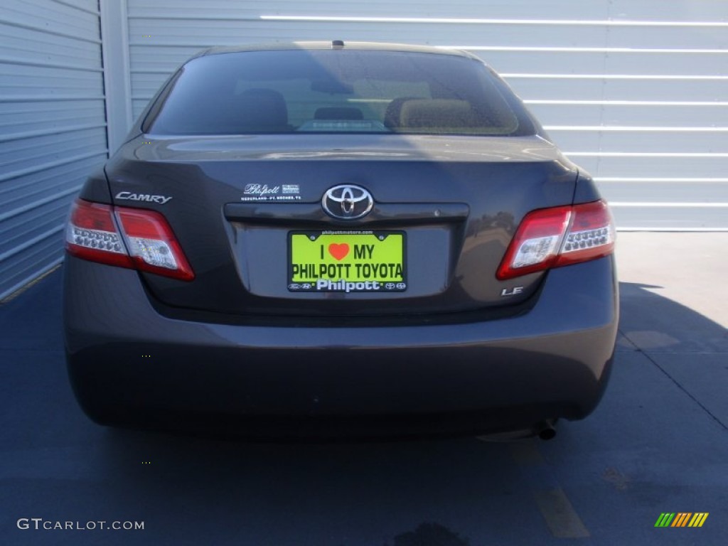2011 Camry LE - Magnetic Gray Metallic / Bisque photo #5