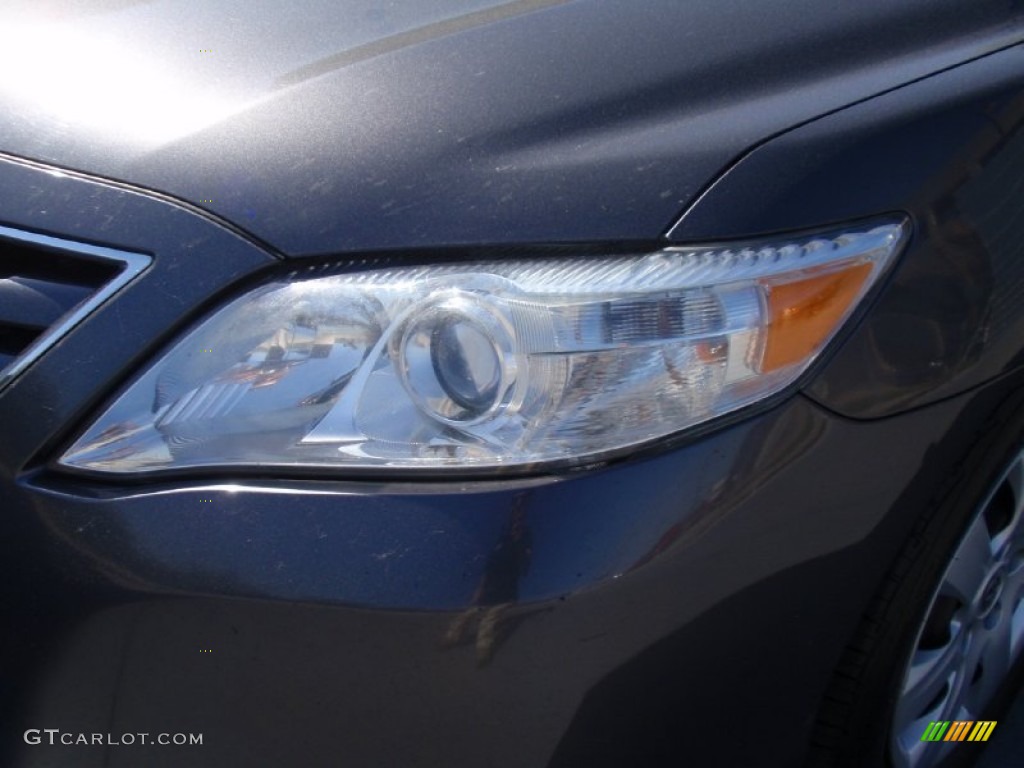 2011 Camry LE - Magnetic Gray Metallic / Bisque photo #9