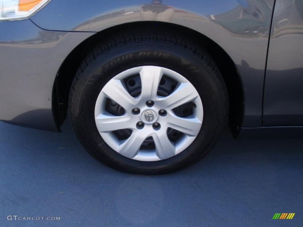 2011 Camry LE - Magnetic Gray Metallic / Bisque photo #12