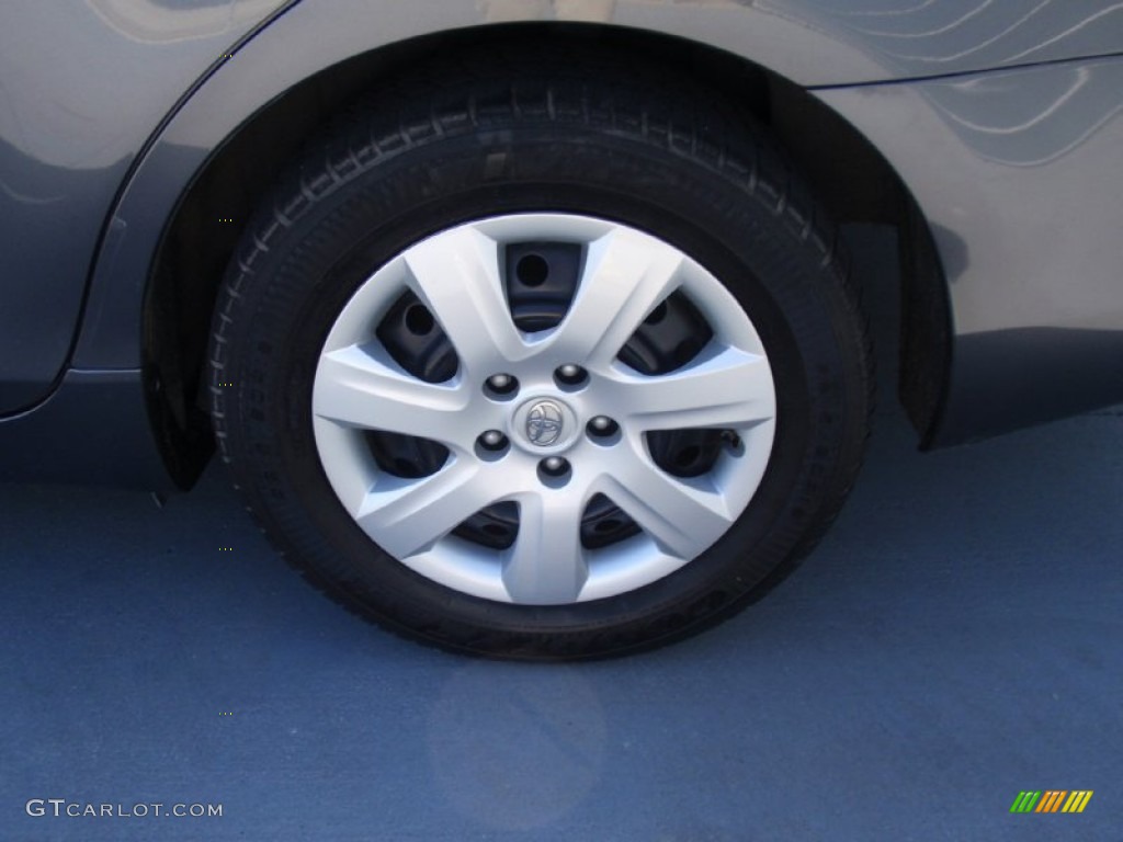 2011 Camry LE - Magnetic Gray Metallic / Bisque photo #13