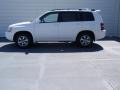 Super White - Highlander V6 4WD Photo No. 6