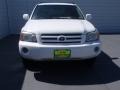 Super White - Highlander V6 4WD Photo No. 8