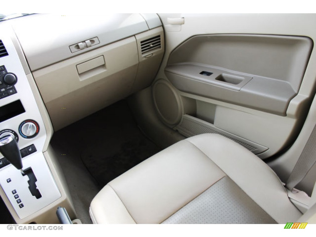 2007 Caliber SXT - Inferno Red Crystal Pearl / Pastel Pebble Beige photo #12