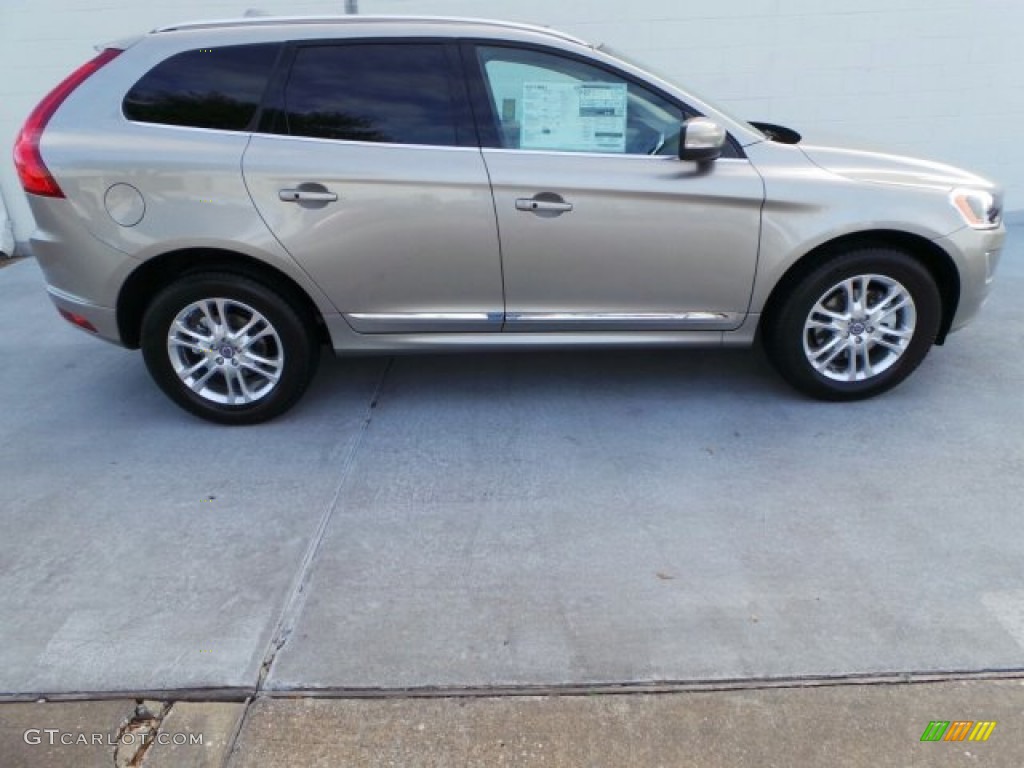 Sea Shell Metallic 2015 Volvo XC60 T5 Drive-E Exterior Photo #91397239