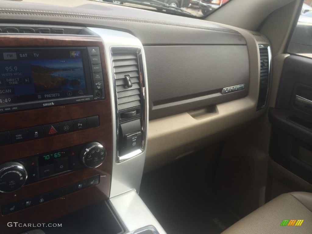 2011 Ram 1500 Laramie Crew Cab 4x4 - Bright White / Light Pebble Beige/Bark Brown photo #77