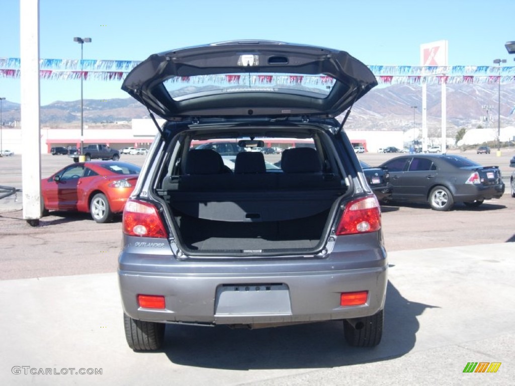 2005 Outlander LS AWD - Graphite Gray / Charcoal photo #13